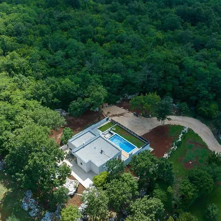 Semesterbostad In With Outdoor Swimming Pool Kršan